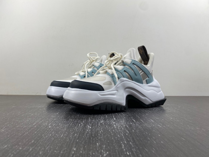 LUSV SNEAKERS