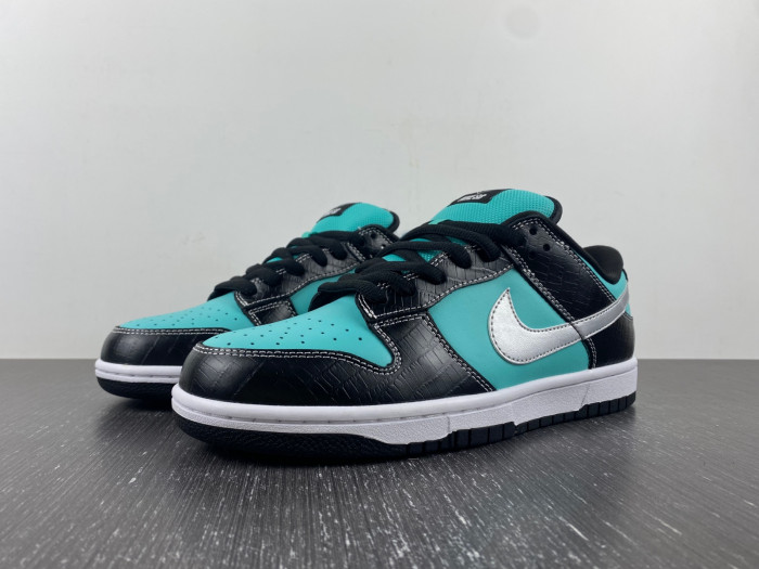 diamond S*pply co. x dunk low pro sb t*f*ny 304292-402