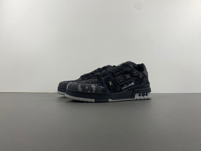 LUSV SNEAKERS