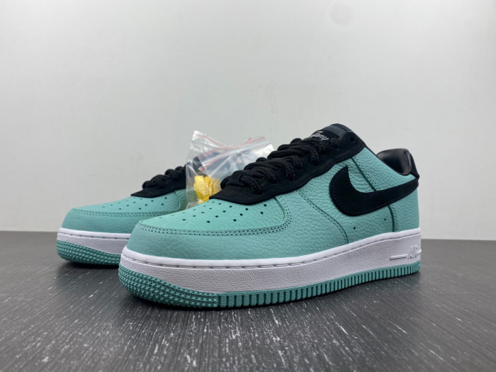 nike air force 1 low T*f*ny & co. 1837 dz1382-002