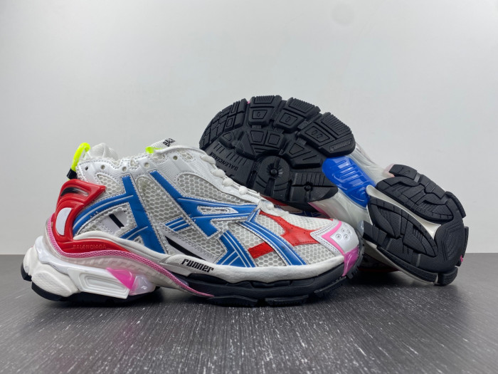 BALCIA RUNNER SNEAKER