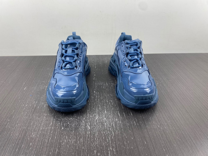 BALCIA TRIPLE S SNEAKER