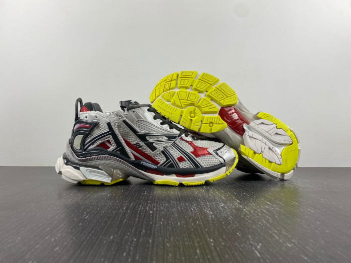 BALCIA RUNNER SNEAKER