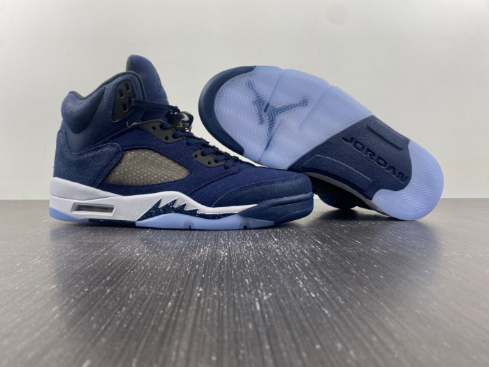 Air Jordan 5 Retro SE “Midnight Navy” FD6812-400
