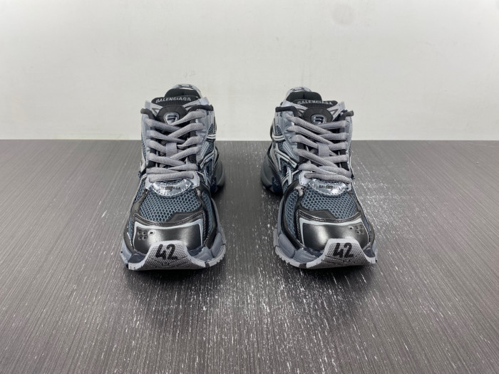 BALCIA RUNNER SNEAKER