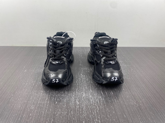 BALCIA RUNNER SNEAKER