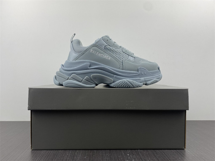 BALCIA Triple S Sneaker