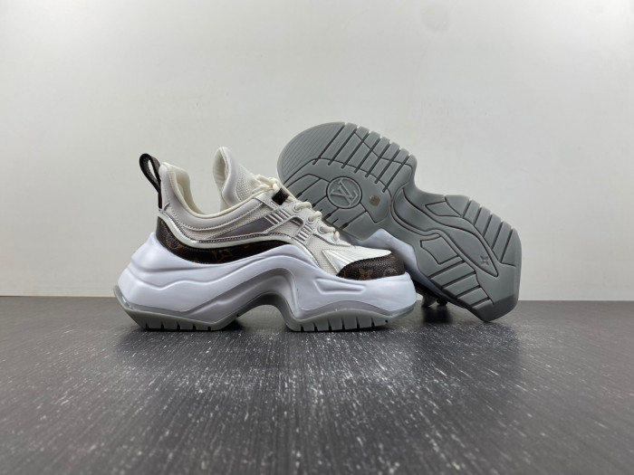 LUSV SNEAKERS