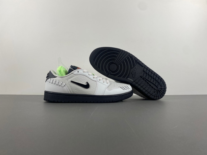 (WMNS) Air Jordan 1 MM Low ''Phantom Dust Metallic Dark Grey'' HM3689-001