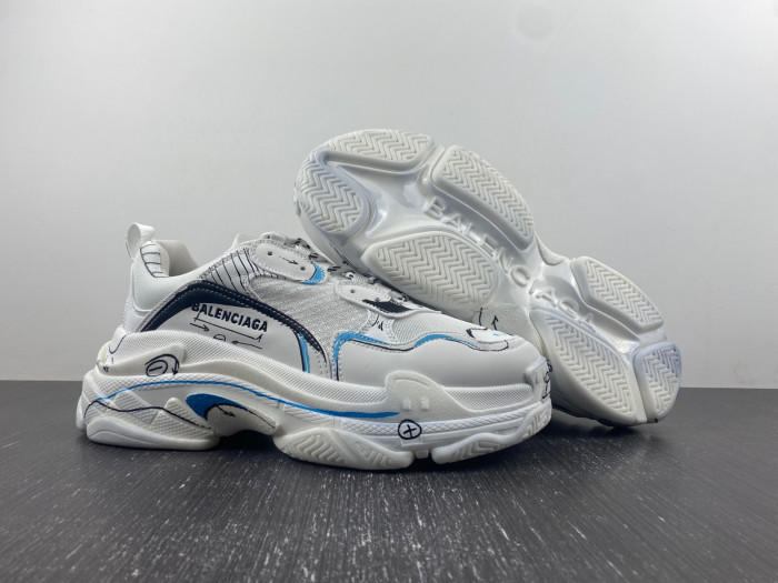 BALCIA Triple S Sneaker