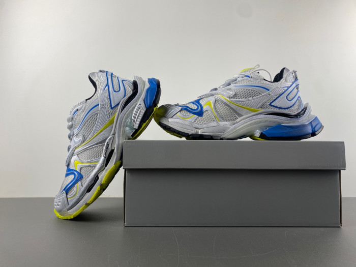 BALCIA RUNNER SNEAKER
