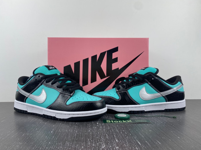 diamond S*pply co. x dunk low pro sb t*f*ny 304292-402