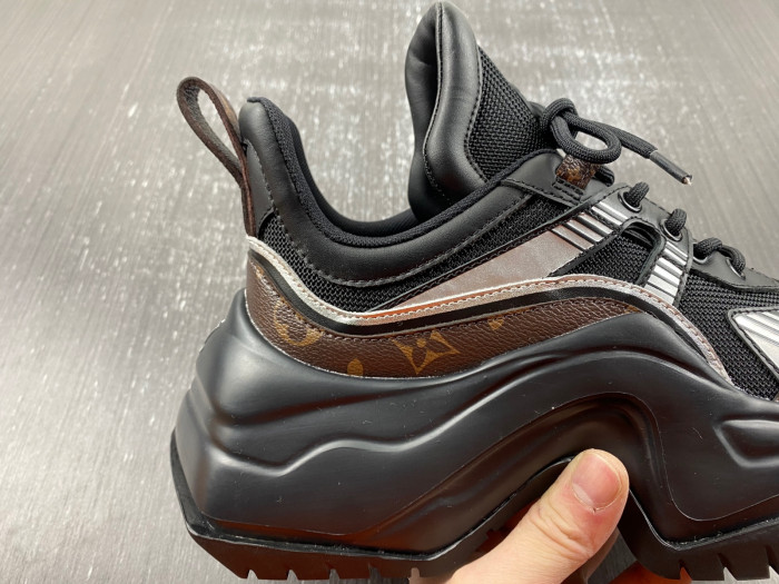 LUSV SNEAKERS
