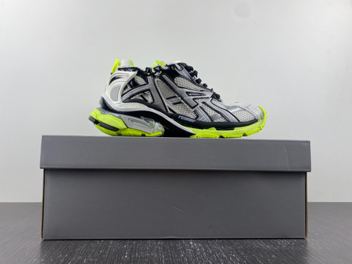 BALCIA RUNNER SNEAKER