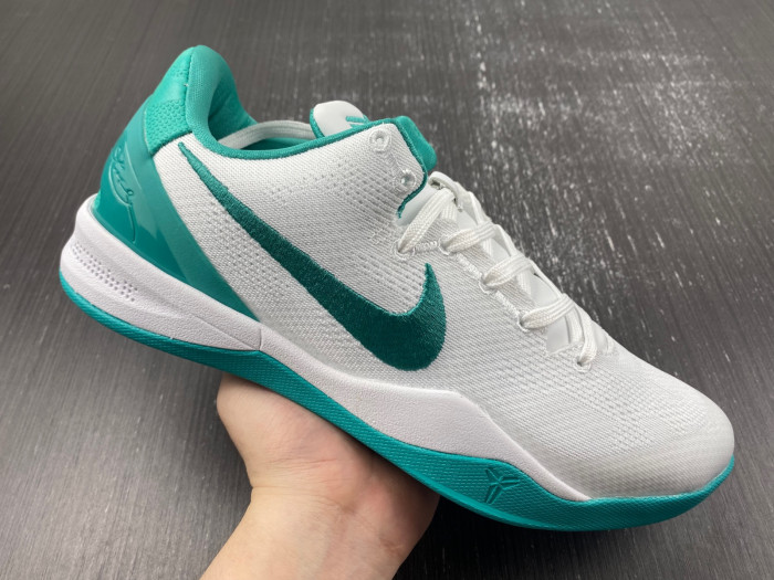 Nike Kobe 8 “Radiant Emerald” FQ3549-101