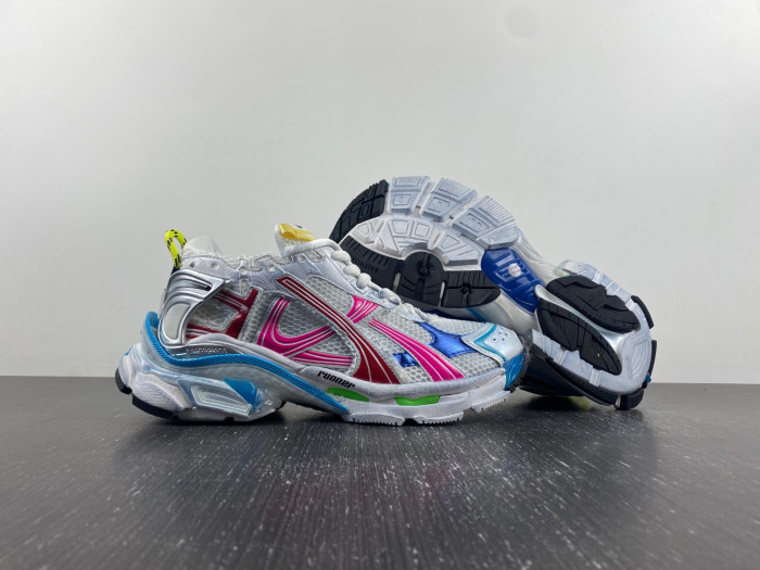 BALCIA RUNNER SNEAKER