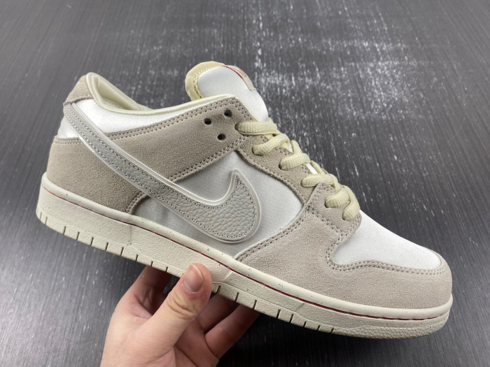 NIKE SB DUNK LOW CITY OF LOVE COCONUT MILK FZ5654-100