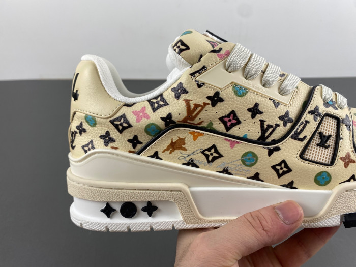LUSV SNEAKERS