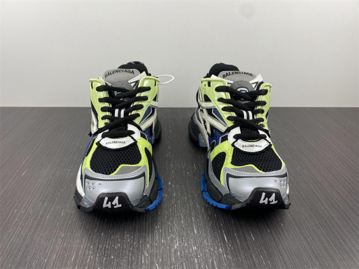 BALCIA RUNNER SNEAKER
