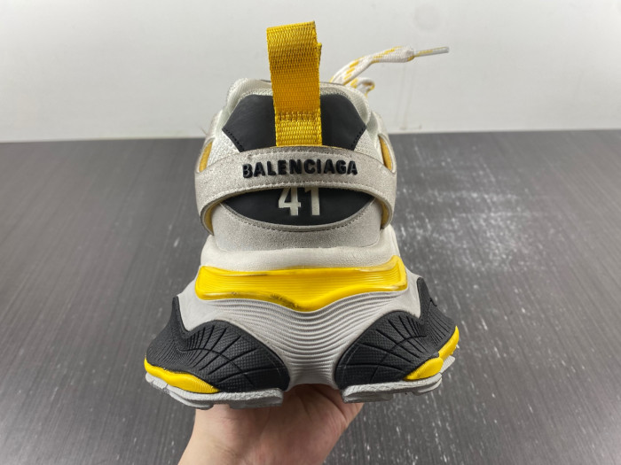 BALCIA RUNNER SNEAKER