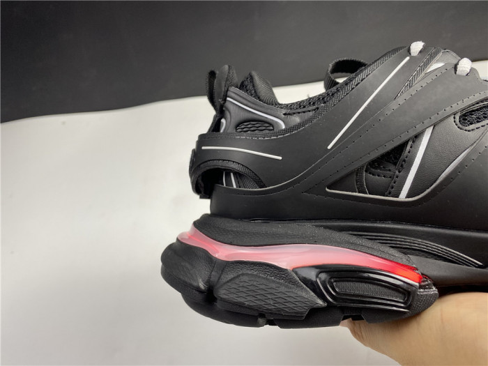 BALCIA Track SNEAKER (LED)