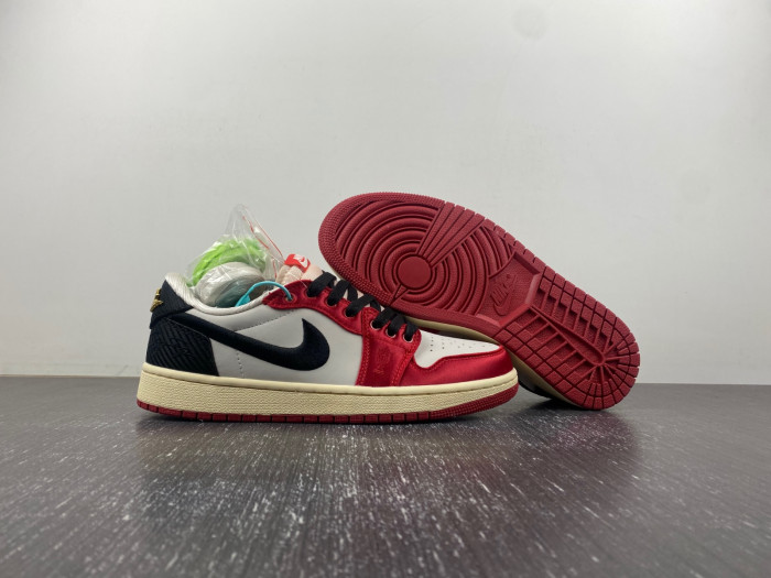 Trophy Room x Air Jordan 1 Low OG "Home" FN0432-017