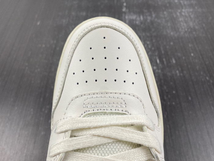 OFW C/O VIRGIL ABLOH Out Of Office OOO Low Tops
