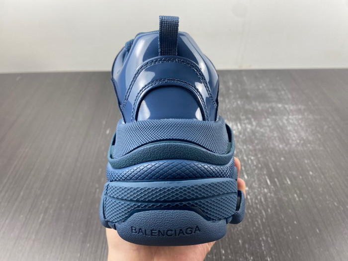 BALCIA TRIPLE S SNEAKER