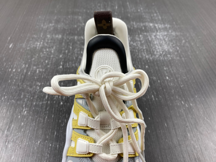 LUSV SNEAKERS