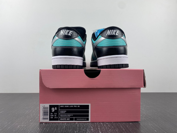 diamond S*pply co. x dunk low pro sb t*f*ny 304292-402