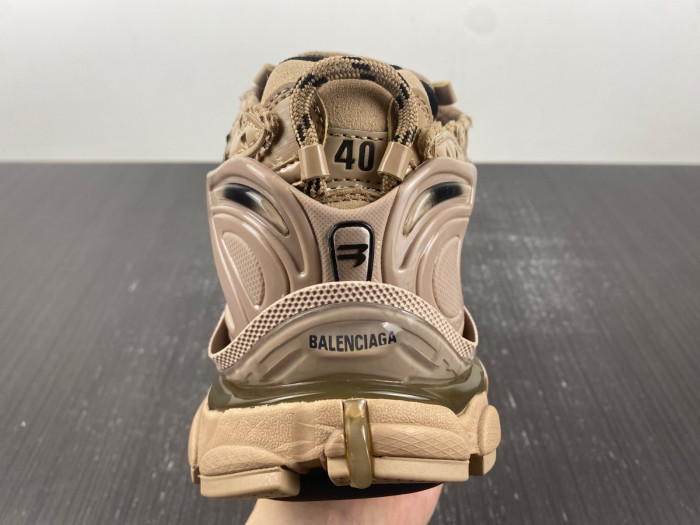 BALCIA RUNNER SNEAKER