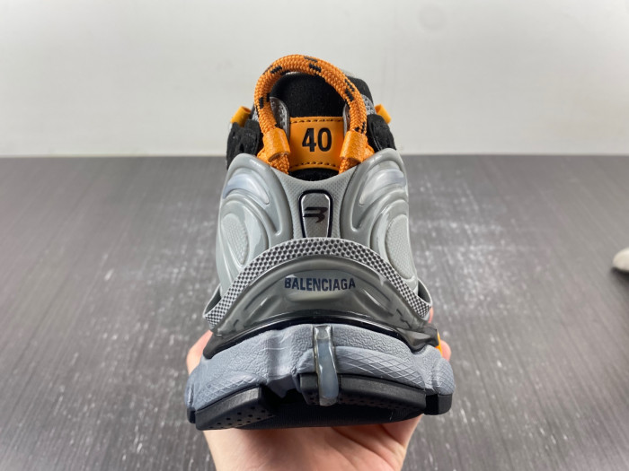 BALCIA RUNNER SNEAKER