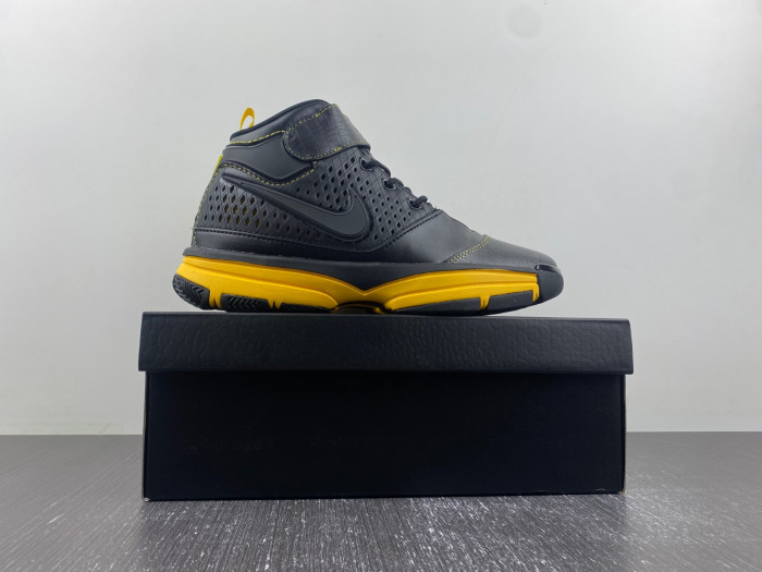 NIKE Zoom Kobe 2 