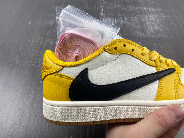 Travis Scott Air Jordan 1 Low OG Canary DZ4137-700