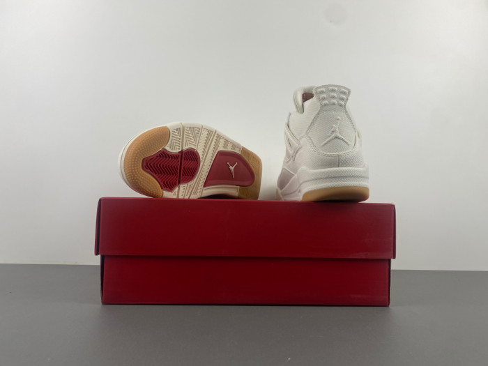 Levi s x Air Jordan 4 Retro White Denim AO2571-100