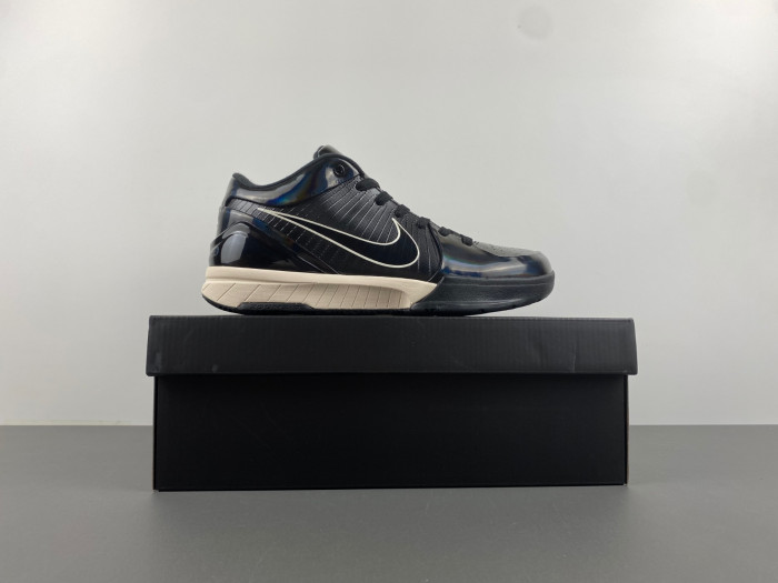Nike Undefeated x Kobe 4 Protro "Black Mamba" CQ3869-001
