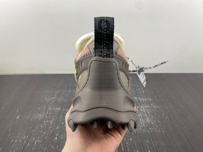 OFW C/O ODSY-1000 SNEAKER