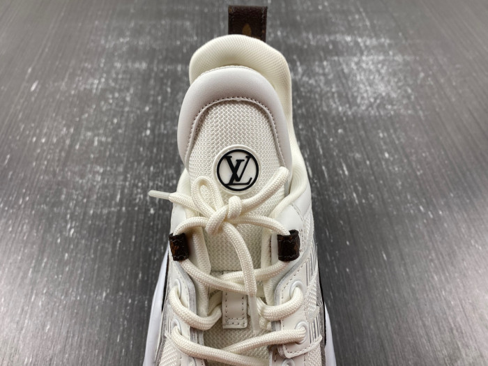 LUSV SNEAKERS