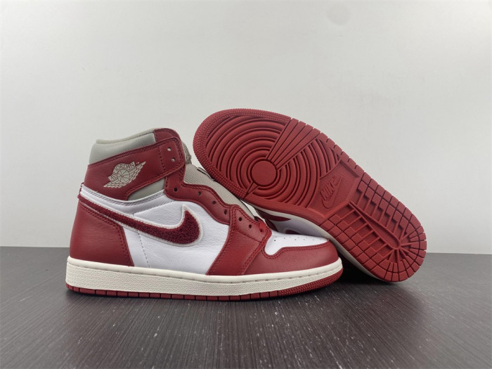 Air Jordan 1 High OG WMNS “Newstalgia” DJ4891-061