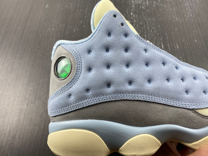 Air Jordan 13 SOLEFLY DX5763-100