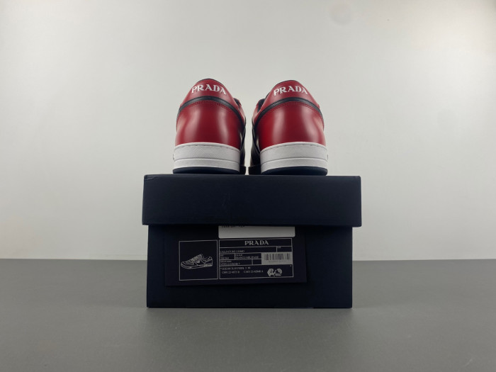 PRDA Sneaker