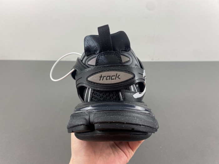 BALCIA Track SNEAKER