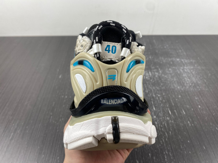 BALCIA RUNNER SNEAKER