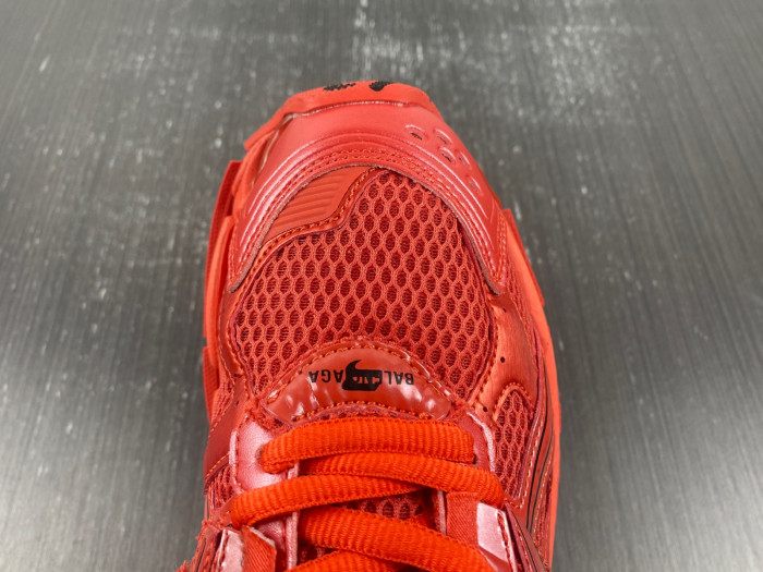 BALCIA RUNNER SNEAKER
