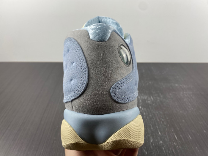 Air Jordan 13 SOLEFLY DX5763-100