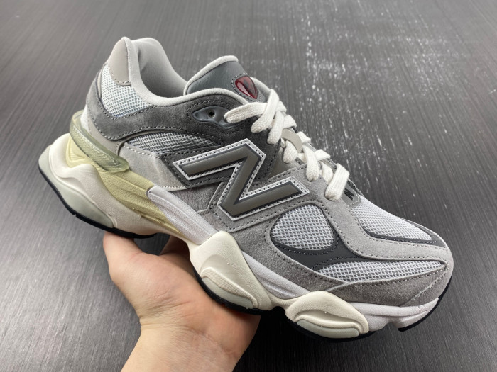 NEW BALANCENew Balance 9060 Rain Cloud Grey - U9060GRY