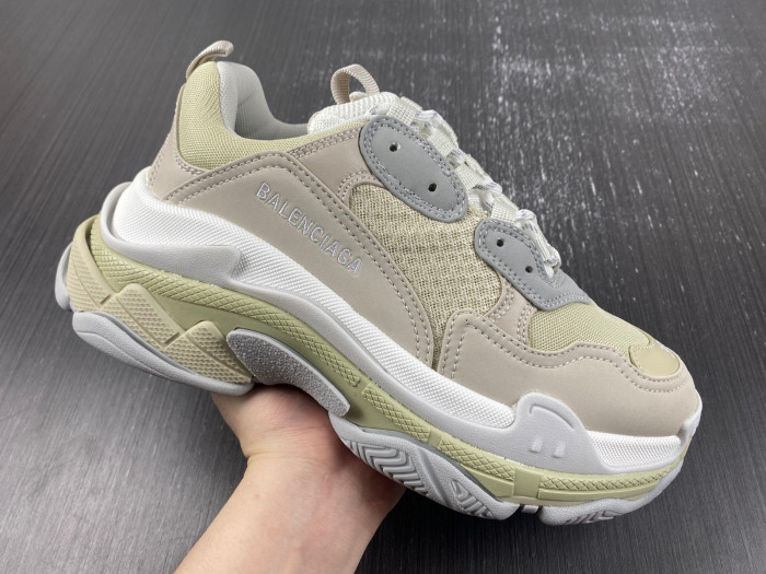 BALCIA TRIPLE S SNEAKER