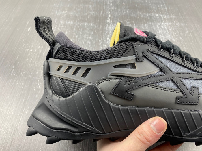 OFW C/O ODSY-1000 SNEAKER
