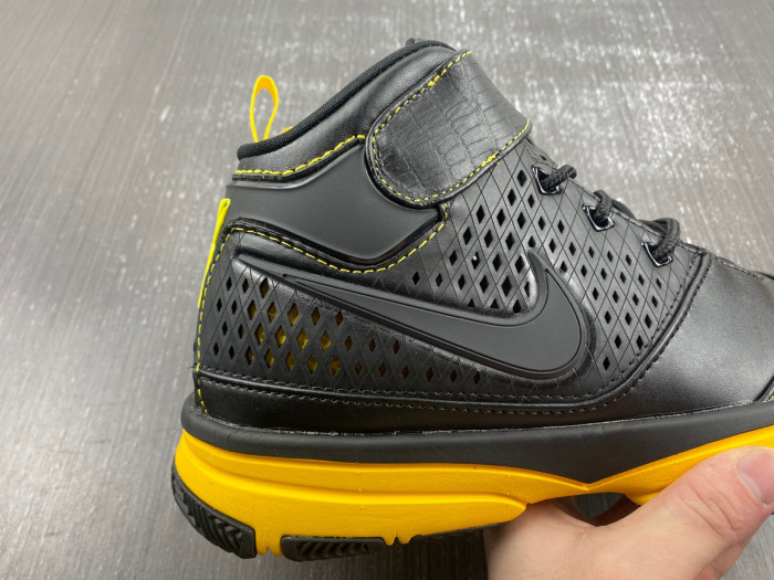 NIKE Zoom Kobe 2 