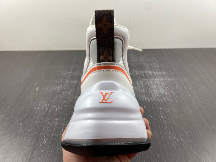 LUSV SNEAKERS